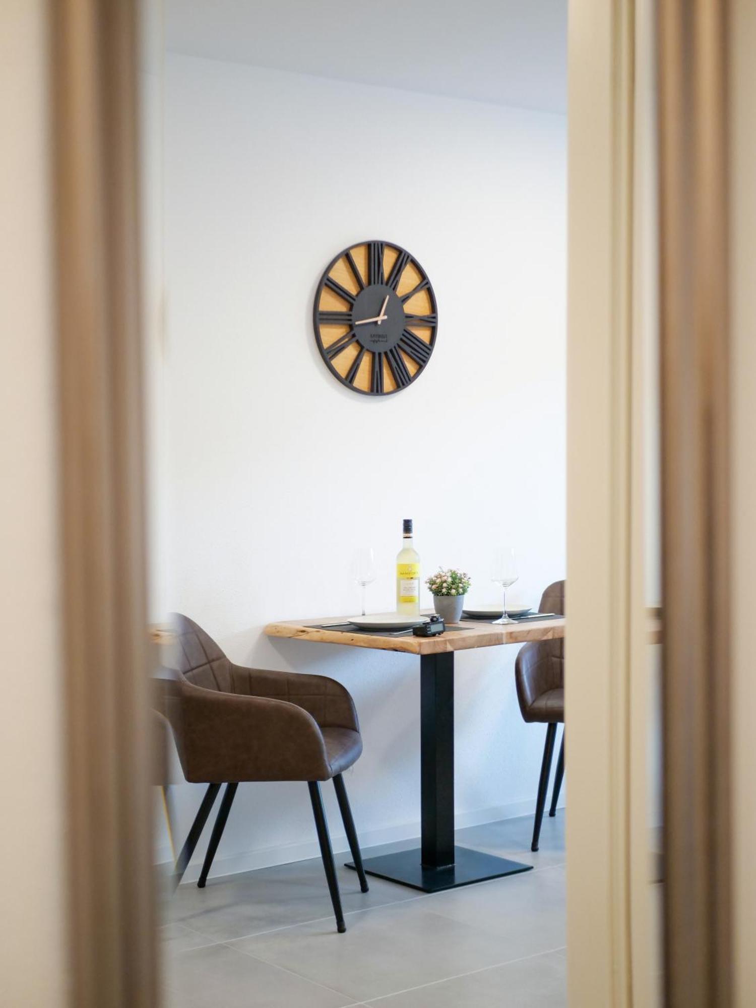 Schwäbisch Hall Inhome Studio Apartment - Kueche - Parken - Tv المظهر الخارجي الصورة